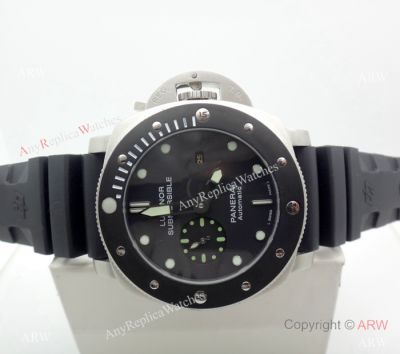 Copy Panerai Luminor Submersible SS Black Rubber Watch PAM 682